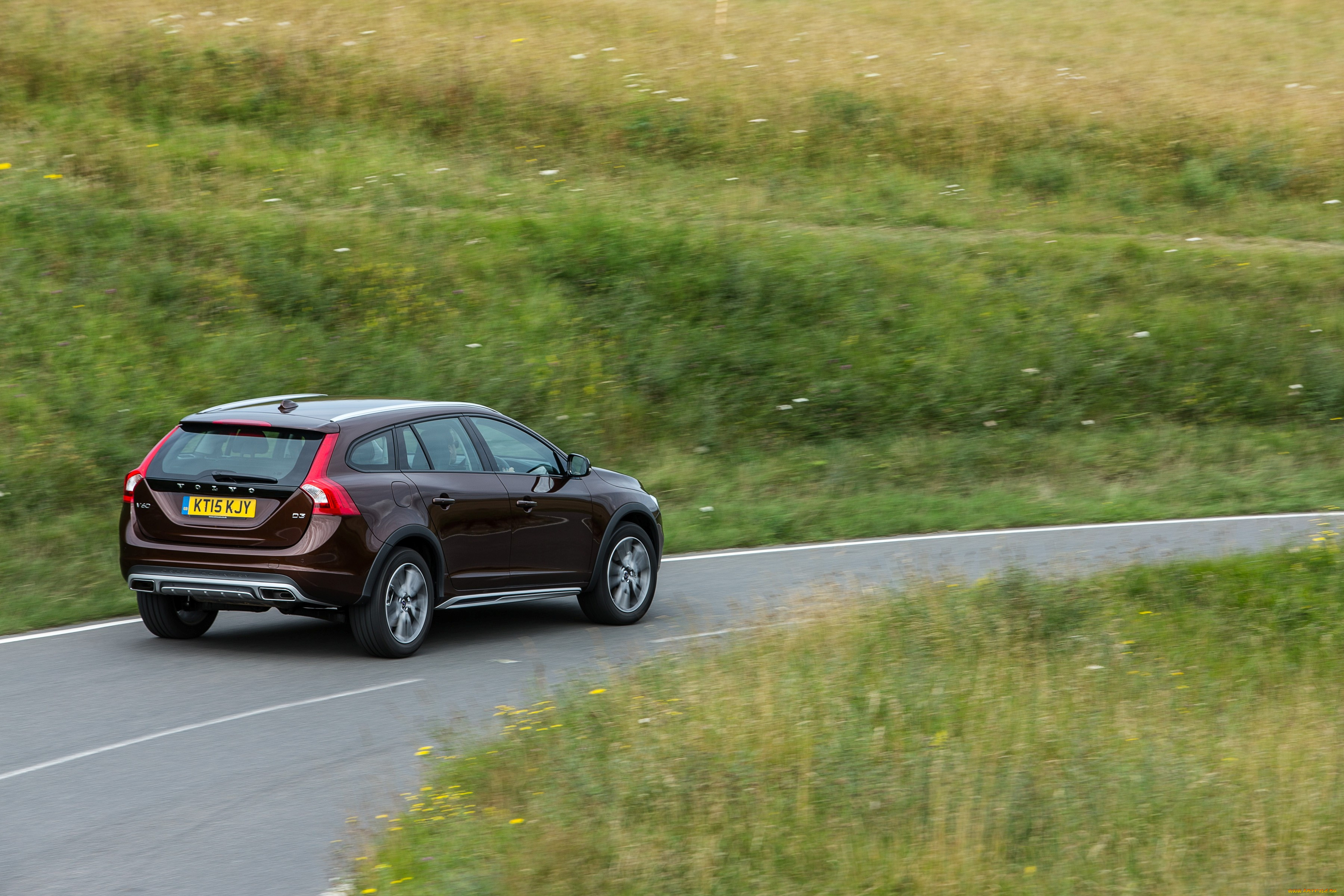 , volvo, country, uk-spec, cross, v60, d3, 2015